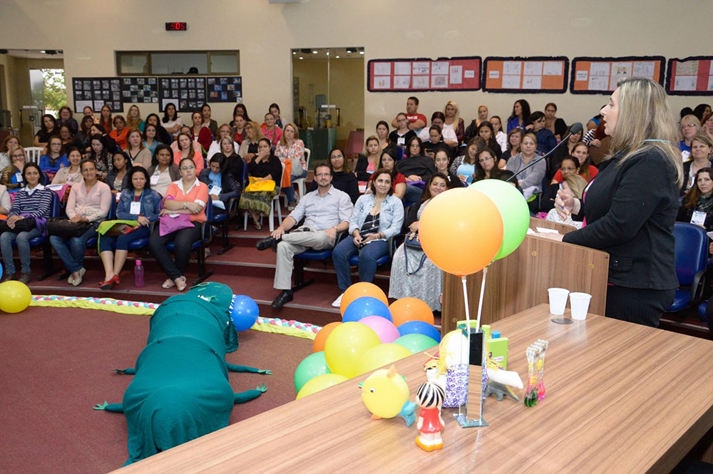 Seminário de Linguagens Artísticas e Corporais mostra trabalho com crianças nas escolas de Piraquara 7 32099 Seminário de Linguagens Artísticas e Corporais mostra trabalho com crianças nas escolas de Piraquara