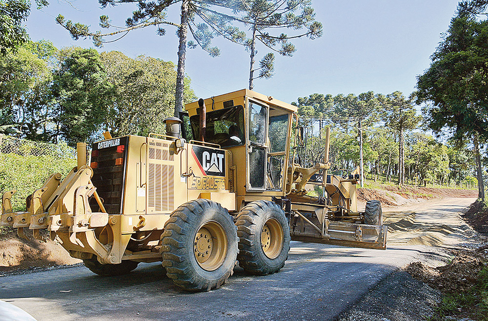 Obras de pavimentação avançam no Palmitalzinho 2 qb01 Obras de pavimentação avançam no Palmitalzinho