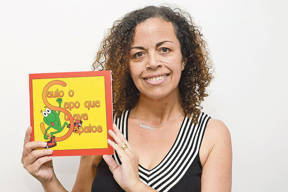 Escritora de Piraquara lança livro infantil voltado à inclusão social 1 33367 Escritora de Piraquara lança livro infantil voltado à inclusão social