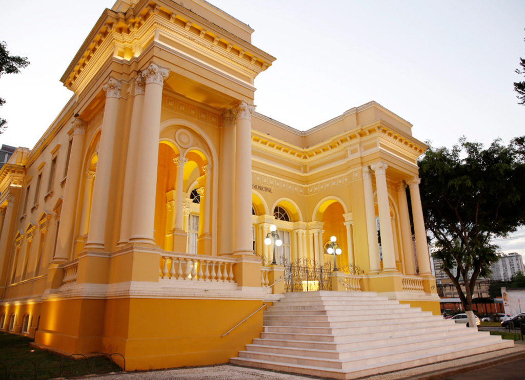 Vereadores aprovam a devolução de R$ 53,9 milhões à Prefeitura de Curitiba 1 Câmara Municipal de Curitiba