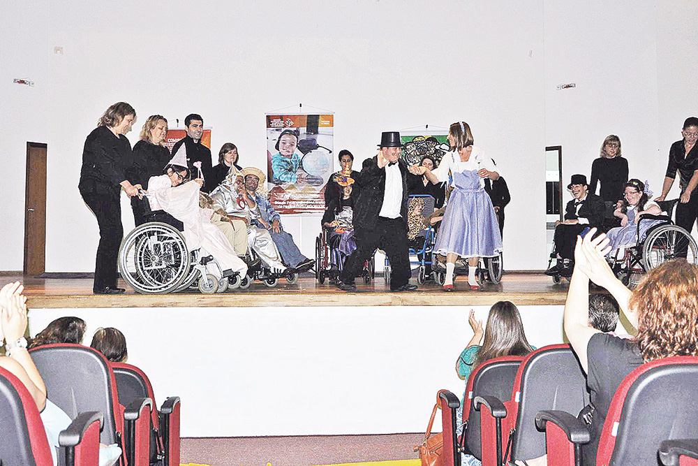 Evento alusivo ao Dia de Promoção dos Direitos da Pessoa com Deficiência é realizado em Pinhais 3 pinhais041 Evento alusivo ao Dia de Promoção dos Direitos da Pessoa com Deficiência é realizado em Pinhais