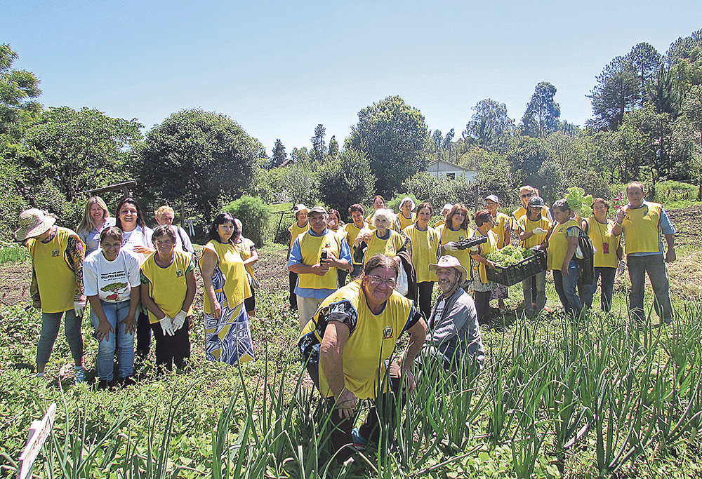 Horto municipal recebe grupos da melhor idade 4 qb01 Horto municipal recebe grupos da melhor idade