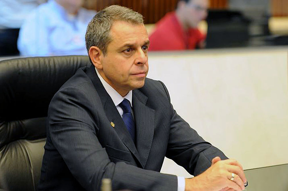 Projeto de lei proíbe a cobrança de valor mínimo para compras com cartão de crédito ou débito 2 alep021 Projeto de lei proíbe a cobrança de valor mínimo para compras com cartão de crédito ou débito