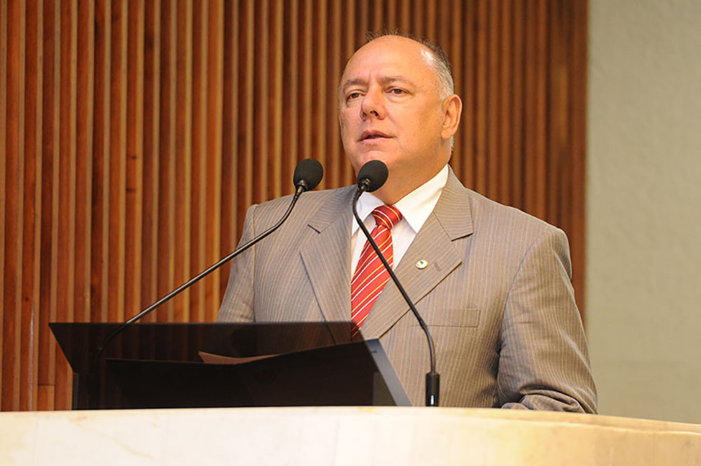 Frente Parlamentar em Defesa dos Trabalhadores é formalmente constituída na Assembleia Legislativa 1 schiavinato Frente Parlamentar em Defesa dos Trabalhadores é formalmente constituída na Assembleia Legislativa