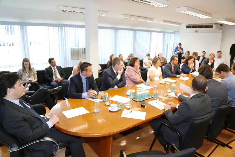 Plenário vota fim de nova sede da Câmara e prorrogação do Refic 4 cmc01 Plenário vota fim de nova sede da Câmara e prorrogação do Refic