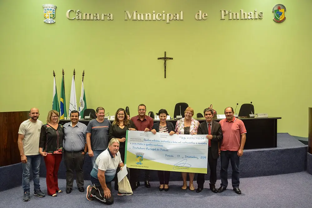 Prefeita Marli agradece à Câmara devolução de R$ 4 milhões para a Saúde 9 pinhais092 Prefeita Marli agradece à Câmara devolução de R$ 4 milhões para a Saúde