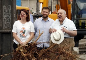 Obras estão em ritmo acelerado na Avenida Victor Ferreira do Amaral 2 curitiba02