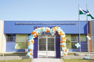 Com capacidade para atender 140 crianças, CMEI Assis Bossardi, em Campina Grande do Sul, é reinaugurado 3 campina03