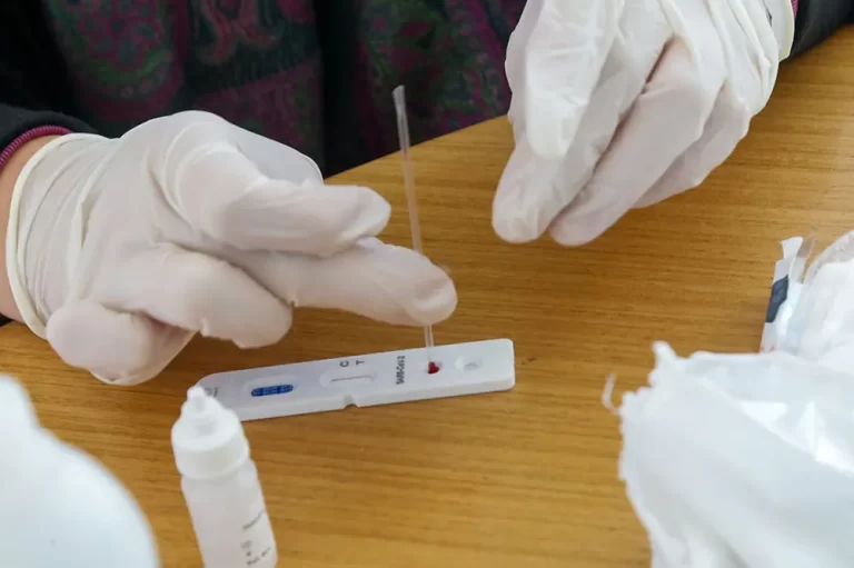 testes rápidos de Covid-19