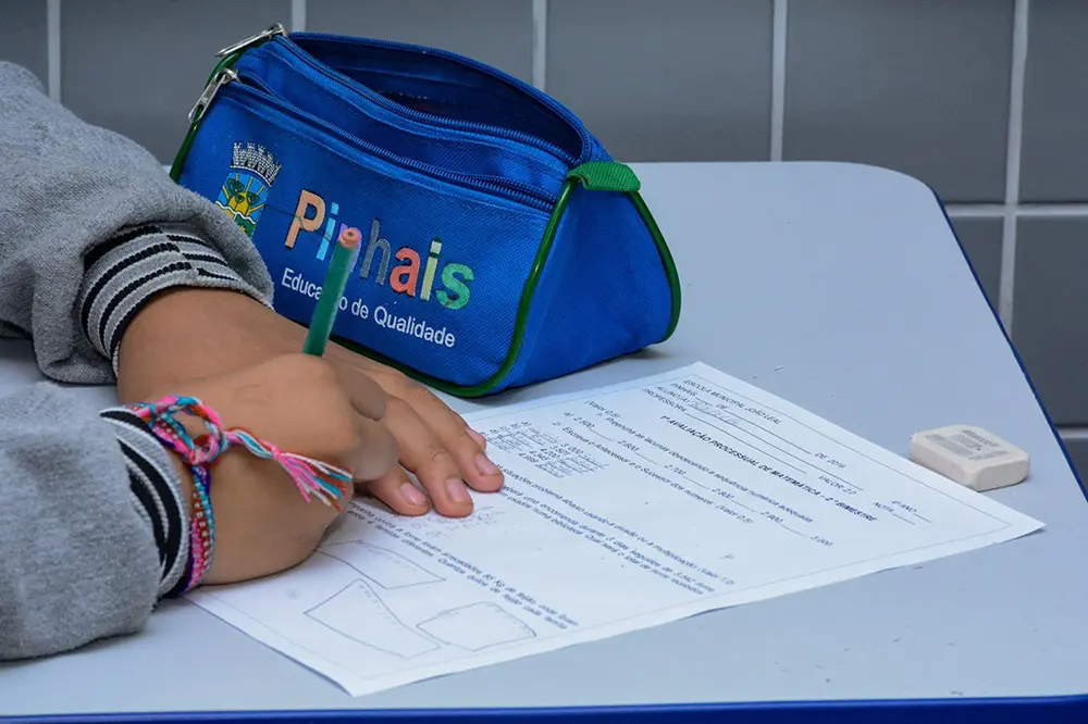Rede municipal de ensino de Pinhais retoma atividades não presenciais 1 pinhais03 Rede municipal de ensino de Pinhais retoma atividades não presenciais