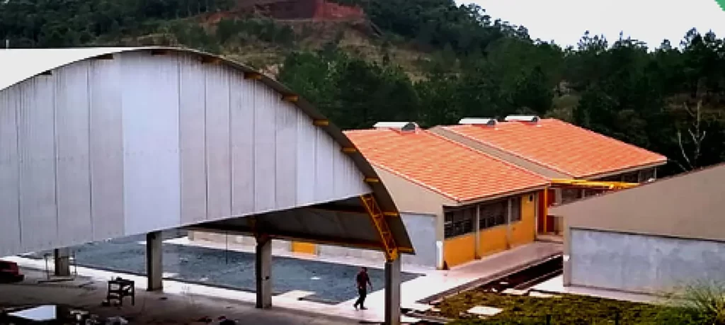 Obras no colégio estadual do Ribeirão Grande, em Campina Grande do Sul, estão quase prontas 4 campina02 Obras no colégio estadual do Ribeirão Grande, em Campina Grande do Sul, estão quase prontas