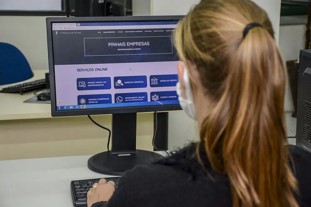 “Pinhais Empresas” contém informações para todos os empreendedores locais 8 pinhais031 “Pinhais Empresas” contém informações para todos os empreendedores locais