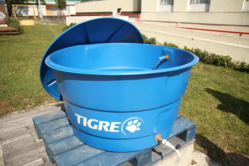 Sanepar inicia entrega de 2,8 mil caixas d’água para famílias da RMC 3 governo-03