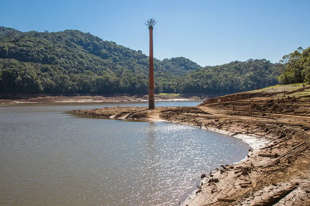Estiagem prolongada transforma o cenário da Barragem Piraquara I 7 Estiagem