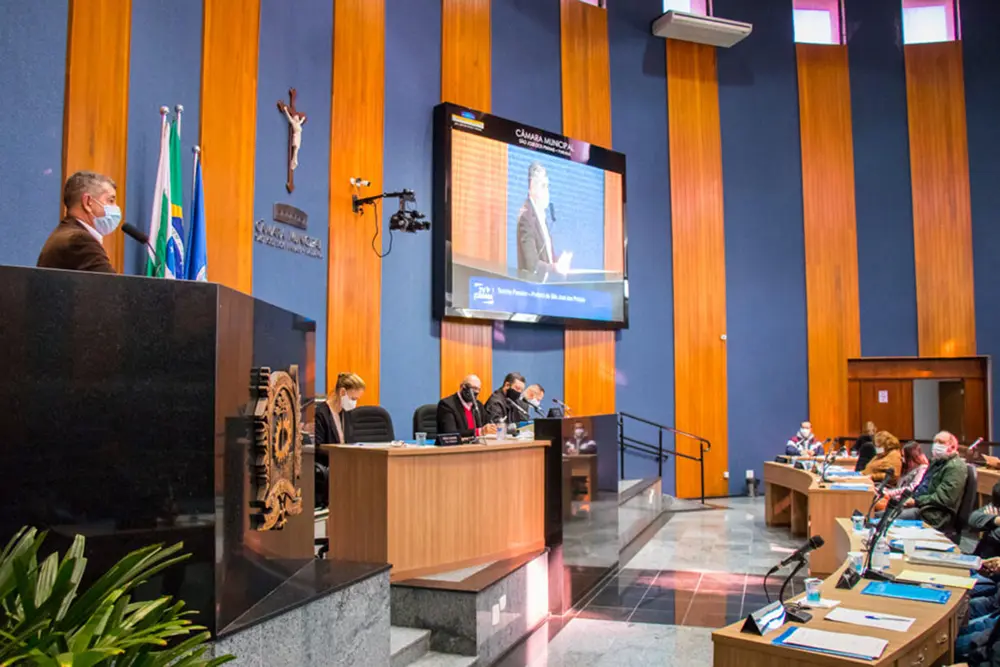 Prefeito Toninho Fenelon participa da 1ª Sessão Ordinária do 2º período legislativo de 2020 na Câmara de São José dos Pinhais 7 Prefeito Toninho Fenelon