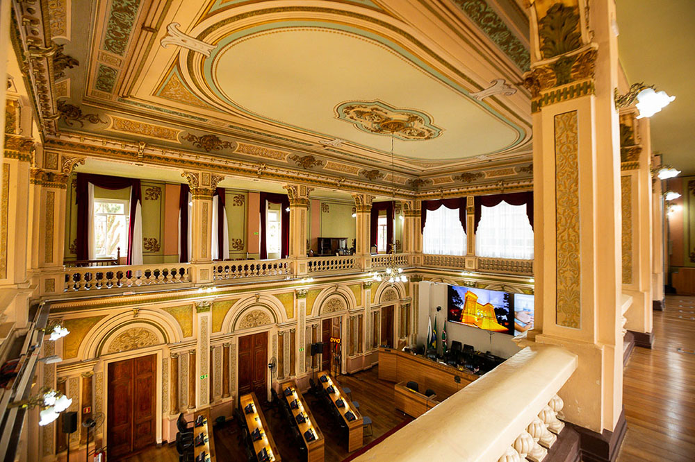 Câmara de Curitiba aprova atualização da Lei de Maus-Tratos a Animais, em 1º turno 5 cmc 01 1 Câmara de Curitiba aprova atualização da Lei de Maus-Tratos a Animais, em 1º turno