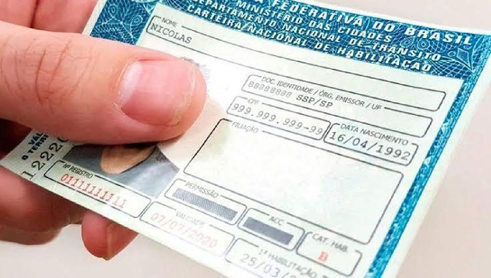 Câmara dos Deputados aprova alterações no Código de Trânsito 6 motoristas com cnh01 Câmara dos Deputados aprova alterações no Código de Trânsito