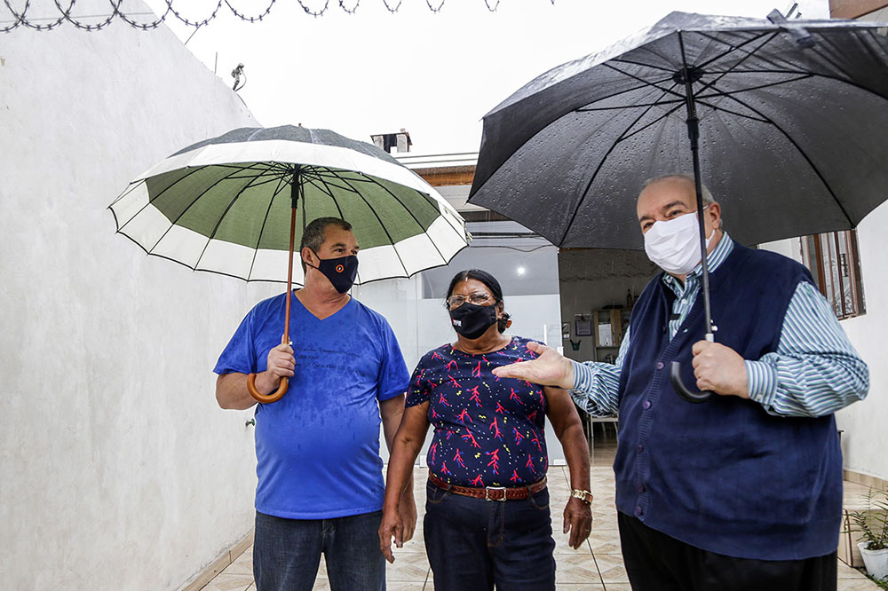 Casal recebe Greca em sua casa nova, no Parolin 6 Rafael Greca Parolin 1 Casal recebe Greca em sua casa nova, no Parolin