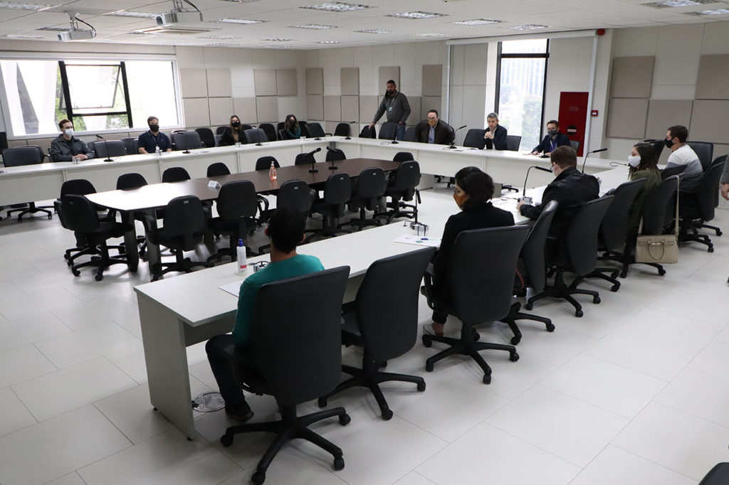 Comec recebe 10 residentes de Arquitetura e Engenharia Civil 1 comec02 Comec recebe 10 residentes de Arquitetura e Engenharia Civil