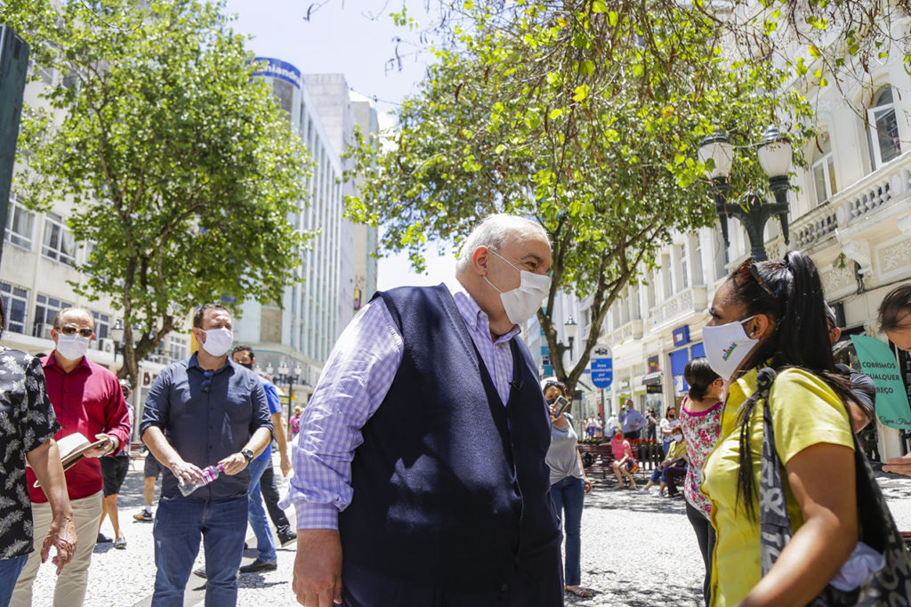 Rafael Greca planeja a retomada econômica e obras para Curitiba 6 curitiba011 Rafael Greca planeja a retomada econômica e obras para Curitiba