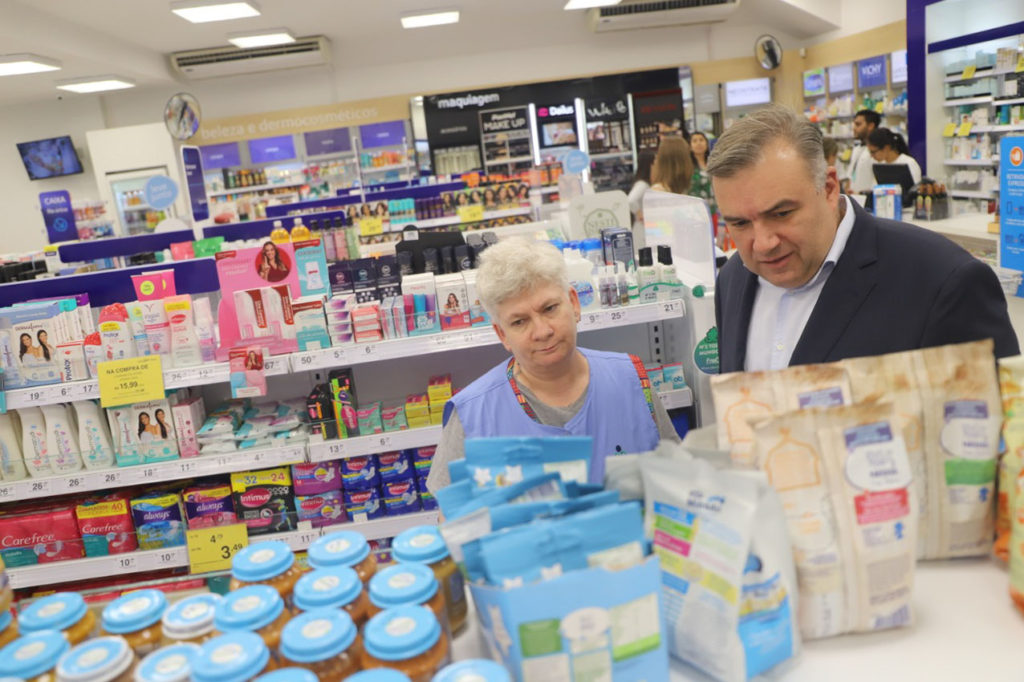 Procon-PR orienta consumidores sobre a Black Friday 4 Procon Leprevost e Silvano