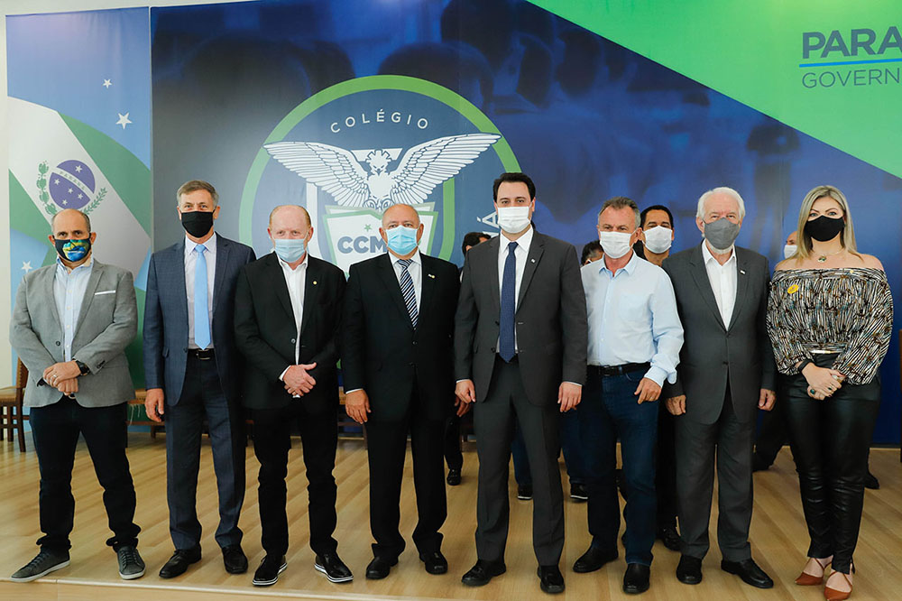 Paraná terá 215 colégios cívico-militares 6 ratinho02 Paraná terá 215 colégios cívico-militares