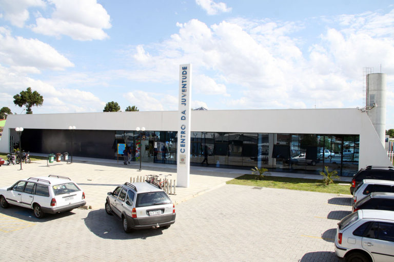 Centro da Juventude de Pinhais comemora oito anos