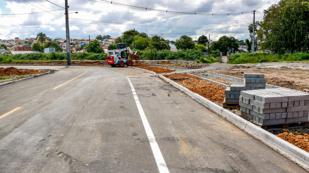Rua Apucarana continua recebendo melhorias 2 Rua Apucarana continua recebendo melhorias