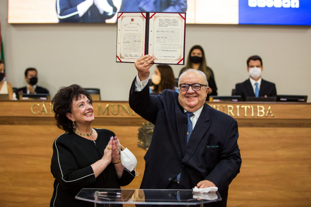 Greca afirma que imunização contra Covid-19 será prioridade máxima 5 Greca afirma que imunização será prioridade