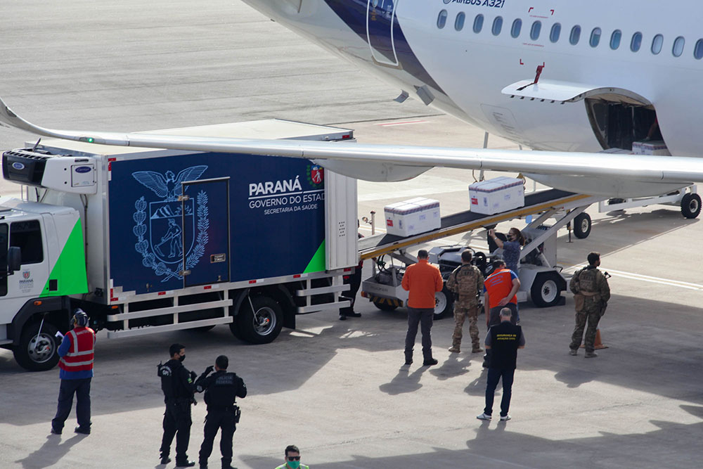 Com a chegada do quarto lote, Paraná começa a vacinar idosos 3 governo vacina idoso Com a chegada do quarto lote, Paraná começa a vacinar idosos