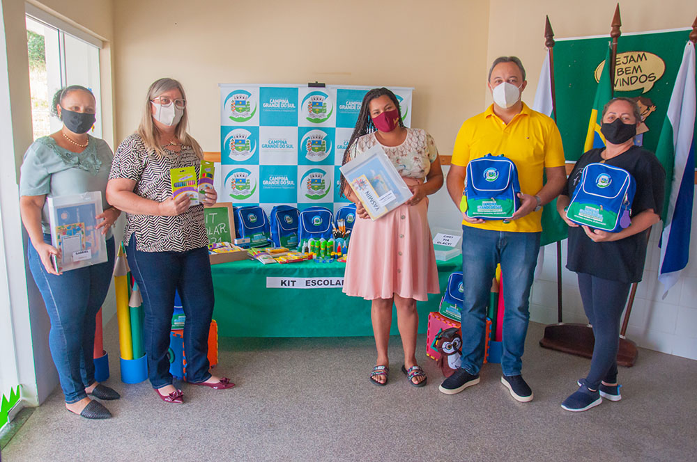 Campina Grande do Sul iniciou a entrega dos kits escolares 5 campina grande sul kit Campina Grande do Sul iniciou a entrega dos kits escolares