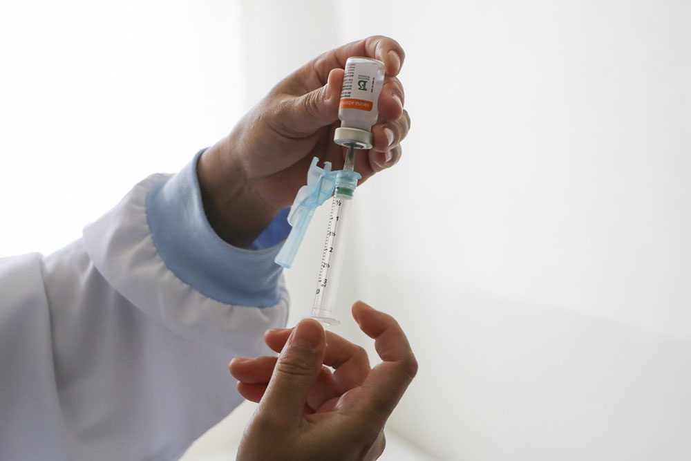 Pinhais envia à Câmara projeto de lei para fazer parte do consórcio que pretende comprar vacinas 9 pinhais camara vacina Pinhais envia à Câmara projeto de lei para fazer parte do consórcio que pretende comprar vacinas