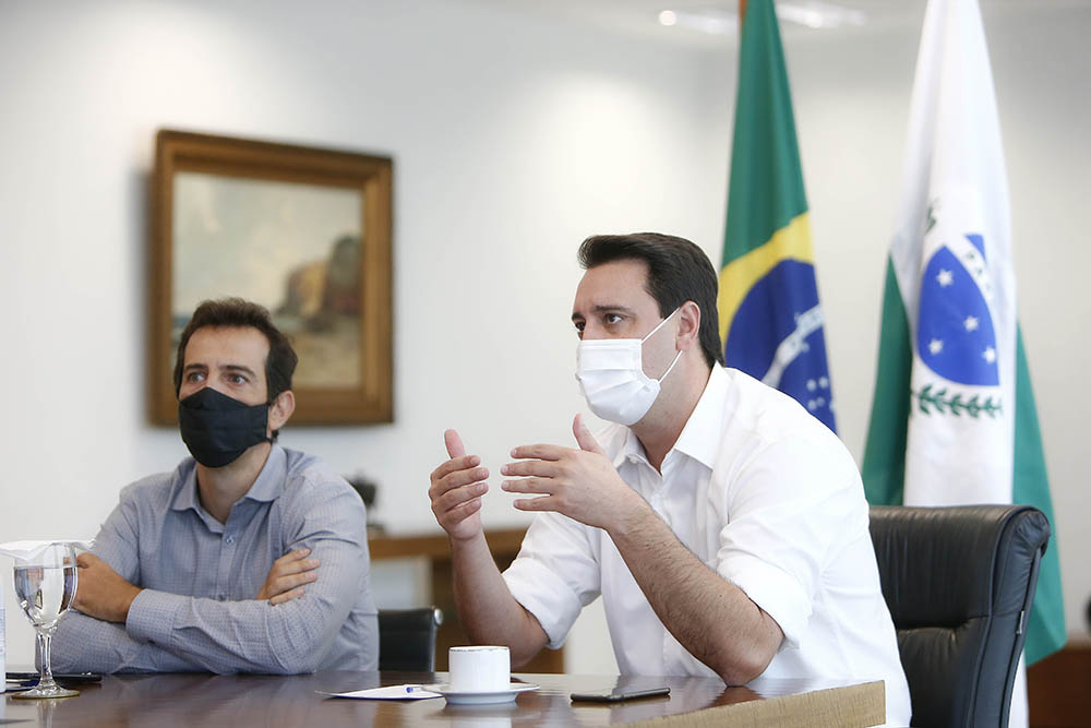 Colégios Cívico-Militares serão referência para uma nova geração de estudantes 4 ratinho junior Colégios Cívico-Militares serão referência para uma nova geração de estudantes