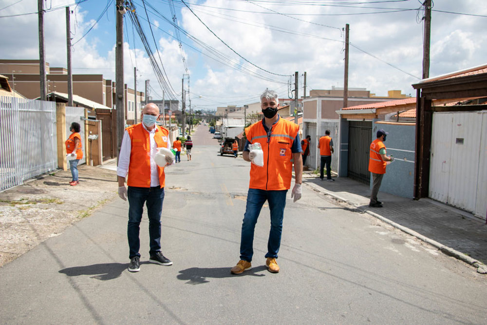 Defesa Civil de São José dos Pinhais distribui kits com álcool em gel e máscara para população em situação de vulnerabilidade 1 sao jose pinhais kit Defesa Civil de São José dos Pinhais distribui kits com álcool em gel e máscara para população em situação de vulnerabilidade