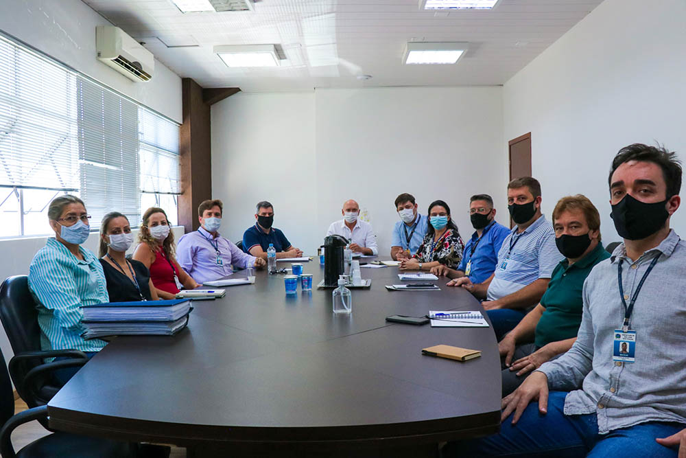 Reunião entre Prefeitura de São José dos Pinhais e Correios: inconsistência de CEPs e numeração predial são discutidas durante encontro 4 sjp correios Reunião entre Prefeitura de São José dos Pinhais e Correios: inconsistência de CEPs e numeração predial são discutidas durante encontro