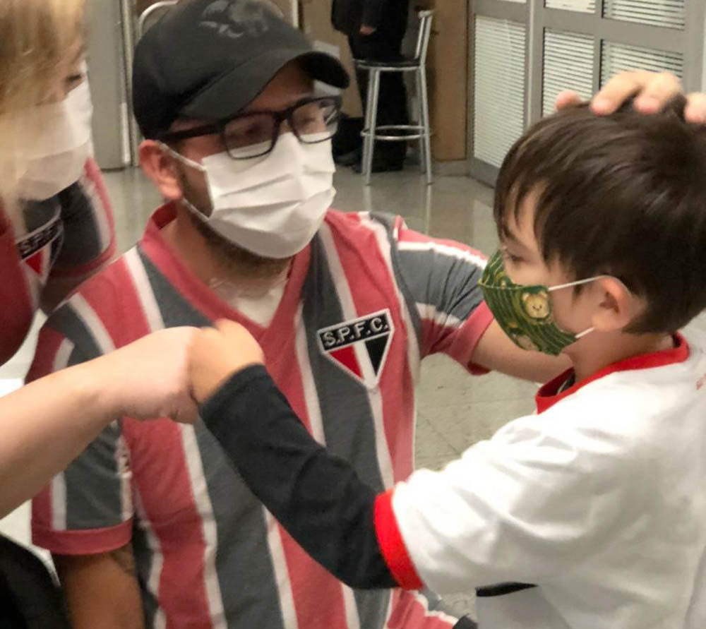 Um ano de Covid-19: quais lições foram realmente aprendidas? 4 encontro pai e filho Um ano de Covid-19: quais lições foram realmente aprendidas?