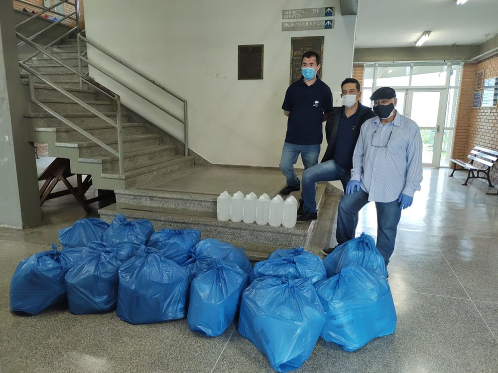 Secretaria de Saúde de Fazenda Rio Grande recebe doações de equipamentos da UFPR para o combate à Covid-19 8 fazenda rio grande doacao Secretaria de Saúde de Fazenda Rio Grande recebe doações de equipamentos da UFPR para o combate à Covid-19