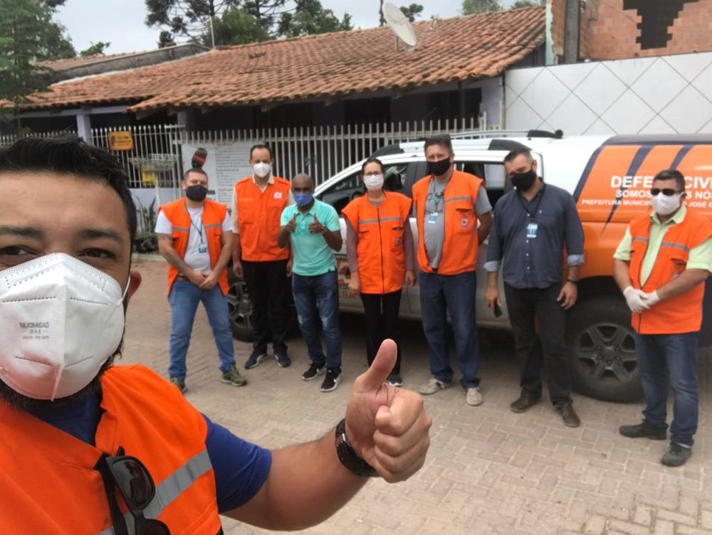 São José dos Pinhais distribuiu quase 10 mil kits de máscaras e álcool em gel 1 sao jose pinhais kits São José dos Pinhais distribuiu quase 10 mil kits de máscaras e álcool em gel