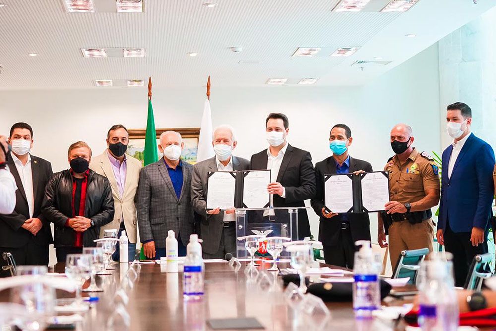 Ratinho Júnior autoriza promoção e diária extrajornada para policiais militares 1 governo policia militar Ratinho Júnior autoriza promoção e diária extrajornada para policiais militares