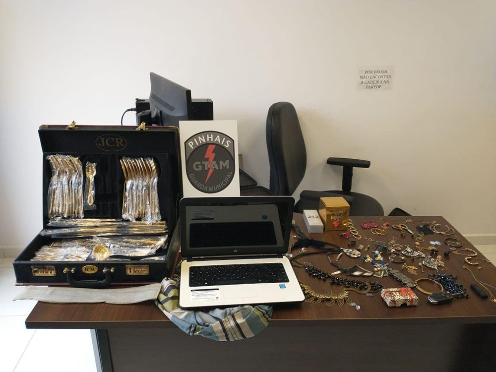 Guarda Municipal de Pinhais recupera objetos e equipamentos eletrônicos furtados 3 pinhais guarda municipal 1 Guarda Municipal de Pinhais recupera objetos e equipamentos eletrônicos furtados