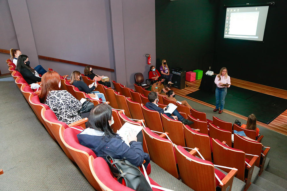 Conselho da Mulher, Polícia Militar e órgãos de proteção se reuniram para discutir a violência em Piraquara 5 piraquara violencia Conselho da Mulher, Polícia Militar e órgãos de proteção se reuniram para discutir a violência em Piraquara