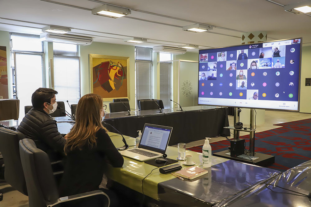 Curitiba pede a prefeitos da RMC que adotem regras do decreto municipal 8 curitiba decreto Curitiba pede a prefeitos da RMC que adotem regras do decreto municipal