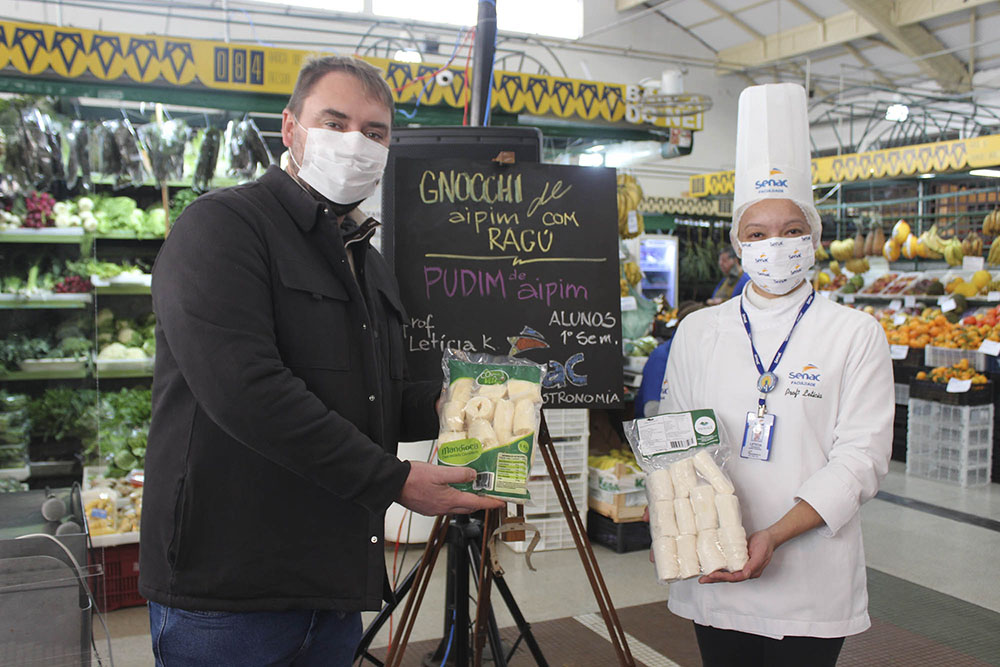Produtores de aipim da RMC têm rodada de negócios no Mercado Municipal 9 curitiba aipim Produtores de aipim da RMC têm rodada de negócios no Mercado Municipal