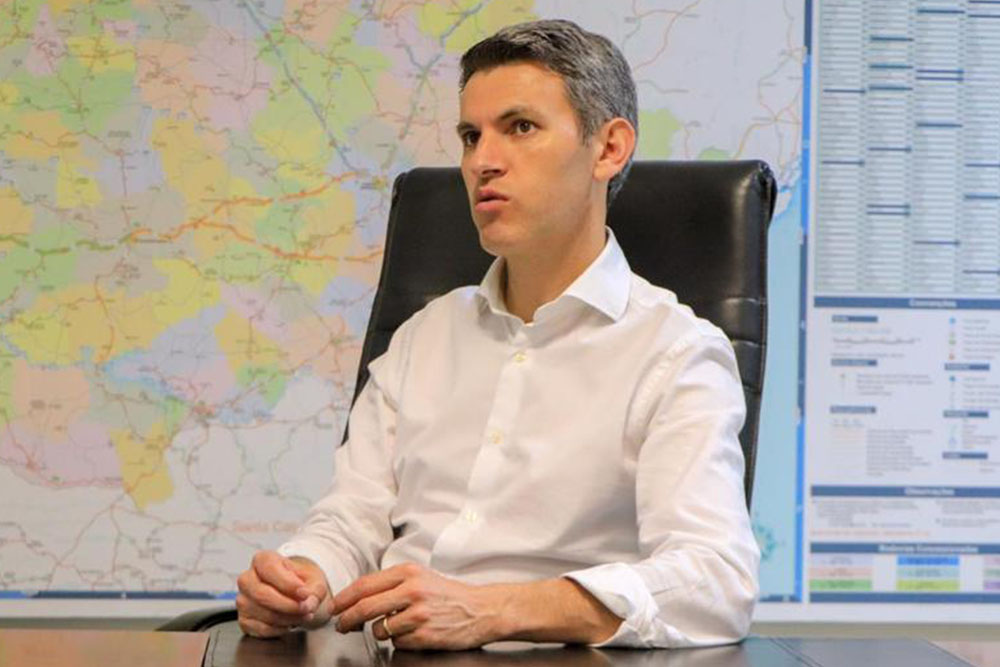 Presidente da Comec afirma que, no início da pandemia, sistema de transporte coletivo enfrentou sua maior crise durante toda a história 8 Gilson Santos, presidente da Comec (Coordenação da Região Metropolitana de Curitiba)