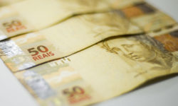 Auxílio Brasil exigirá atualização do CadÚnico