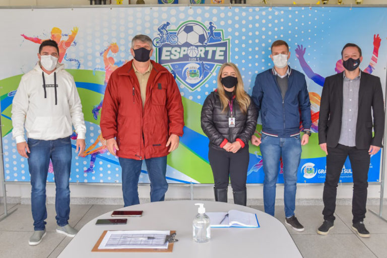 Secretários de Esporte de Quatro Barras, Curitiba, Piraquara e Pinhais se reúnem em Campina Grande do Sul