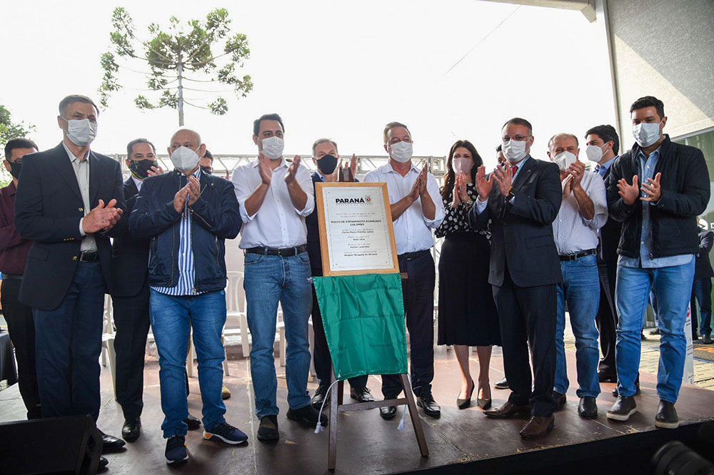 Posto mais moderno do Detran no Paraná é inaugurado em Colombo 6 Durante a solenidade o governador Carlos Massa Ratinho Júnior também anunciou que o Posto Avançado do Detran em Colombo será futuramente um CIRETRAN a pedido dos deputados e representantes do Estado do Paraná