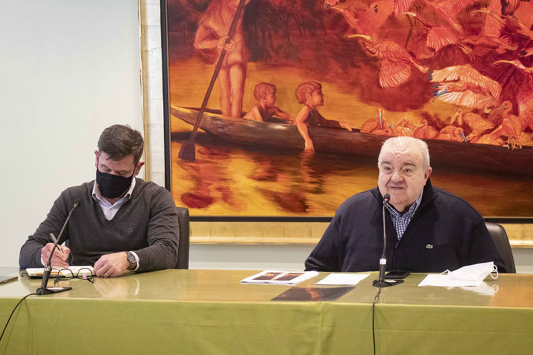 O prefeito Rafael Greca e o diretor-geral da Copel Distribuição, Maximiliano Orfali, definiram ação conjunta entre o município e a Companhia de Energia para organizar a fiação nos postes de Curitiba para a segurança da população
