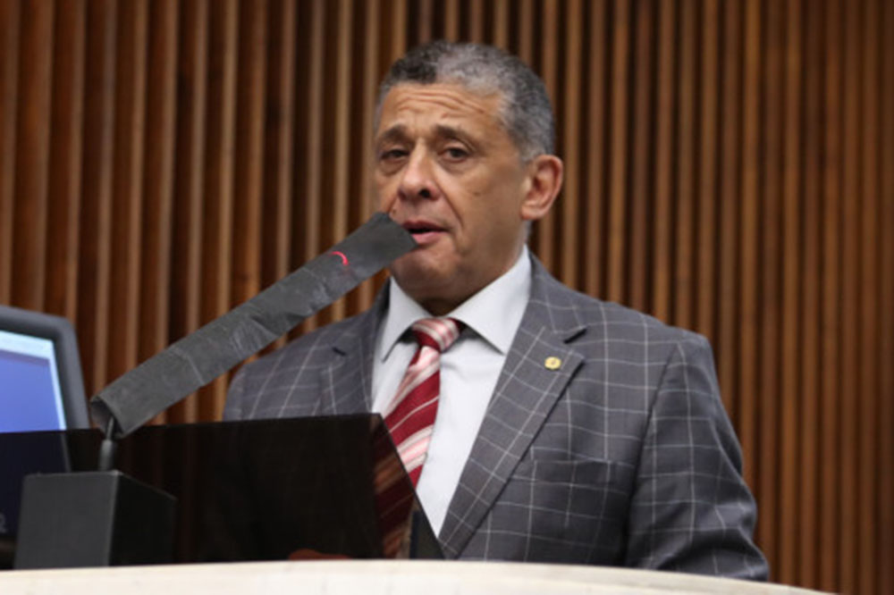 Retirada de portas giratórias de agências bancárias preocupa o deputado Galo 3 Deputado Galo