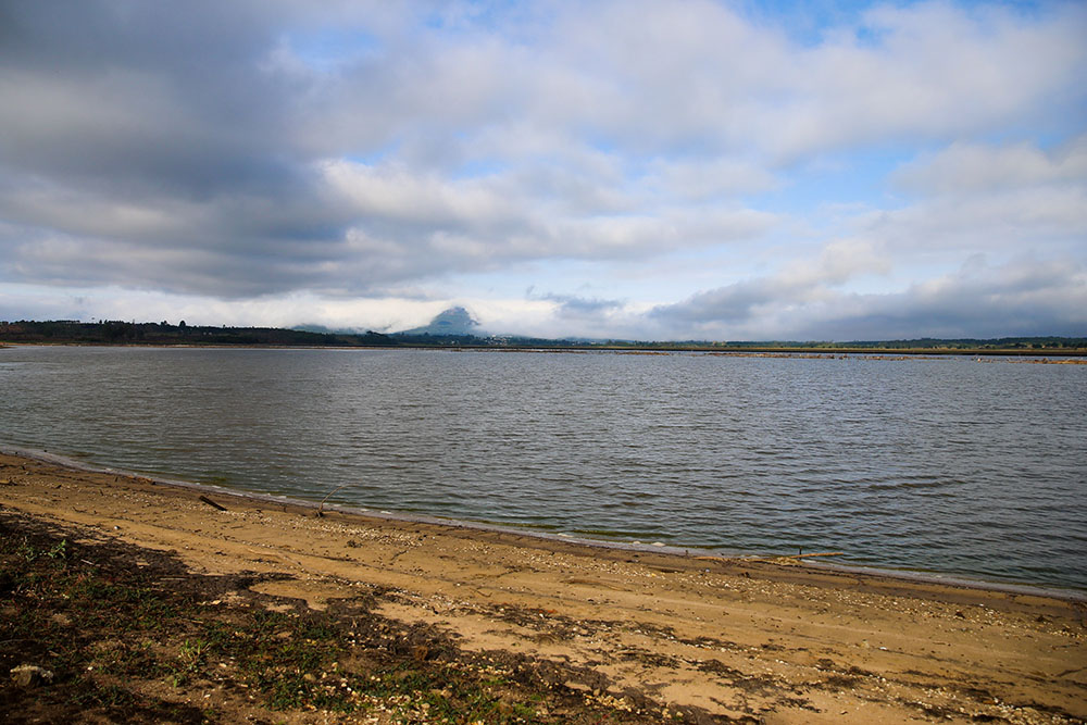 Chuvas ficam muito abaixo da média e reservatórios da Região Metropolitana de Curitiba chegam a 49,7% 3 A redução no volume de água reservada ocorre devido aos baixos índices de chuvas durante o mês de julho